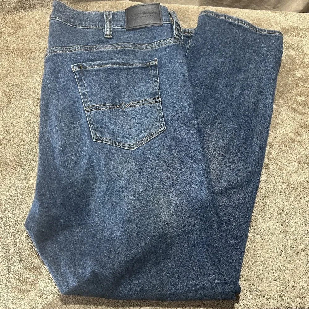 Lucky Brand Athletic Taper Jeans Men's 42x32 Blue Stretch Denim Pants